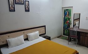 Goroomgo Varuna Stay Varanasi - Best Customer Service Experience